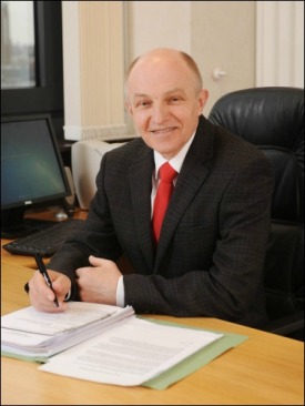 Dr Michael Wardlow